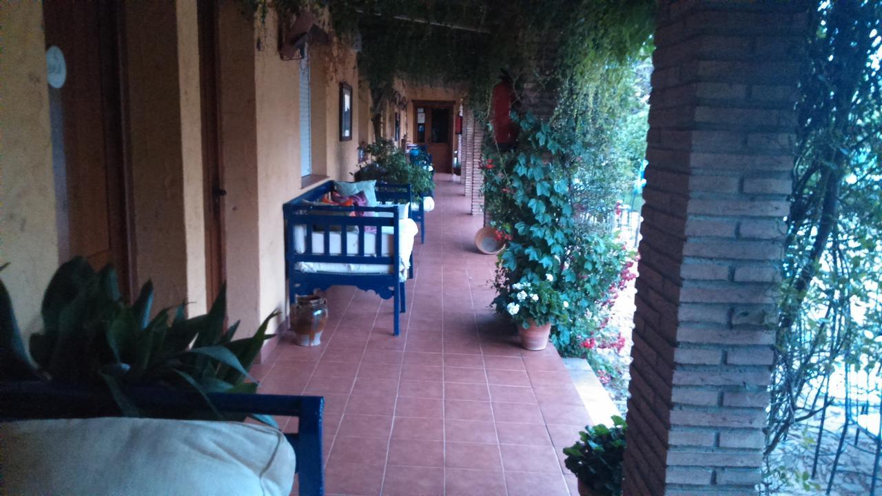 Hotel Rural La Cimbarra Aldeaquemada Esterno foto